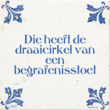 Die heeft de draaicirkel van een begrafenisstoet - 2 keer bekeken